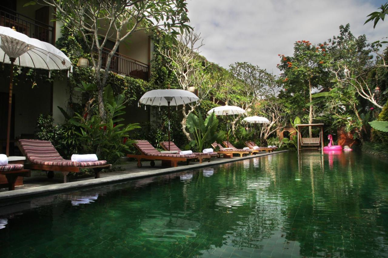 Sapodilla Ubud Hotel Exterior photo