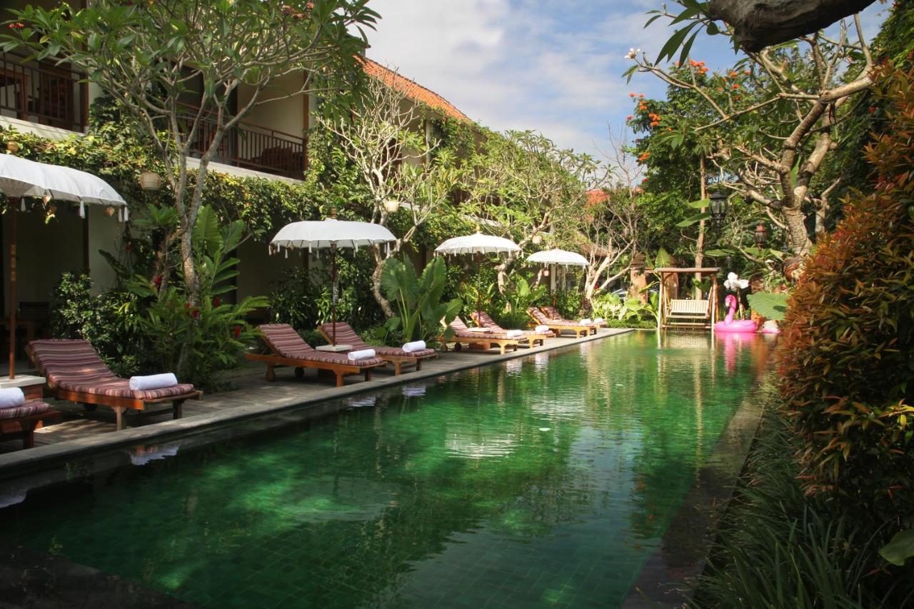 Sapodilla Ubud Hotel Exterior photo